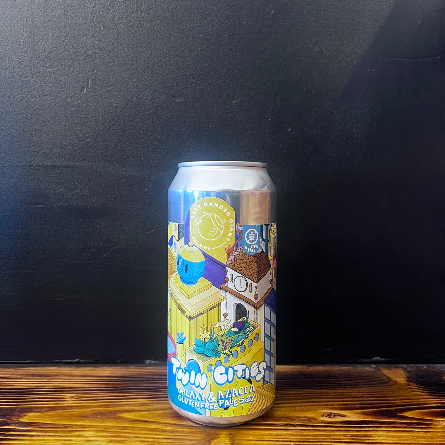 LEFT HANDED GIANT TWIN CITIES: GALAXY & AZACCA PALE GF 5.2%
