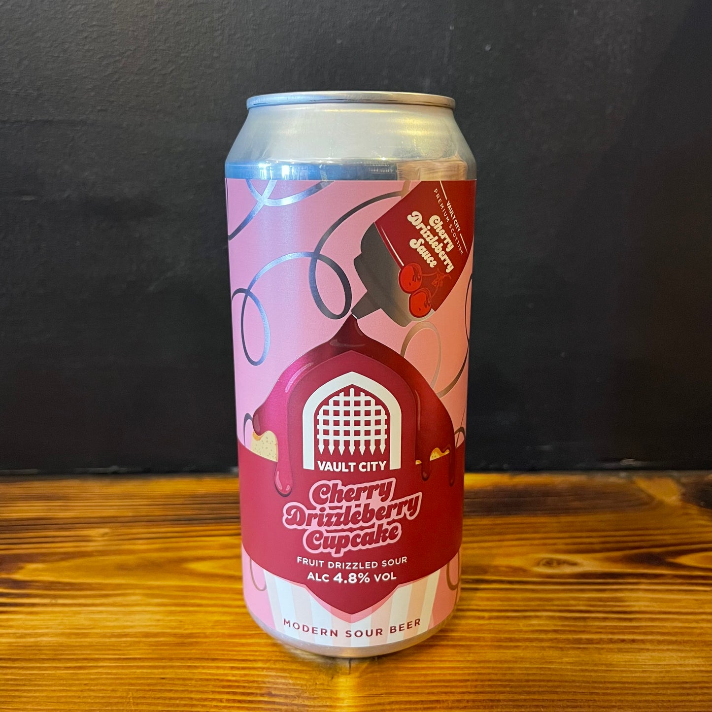 VAULT CITY CHERRY DRIZZLEBERRY CUPCAKE SOUR 4.8%